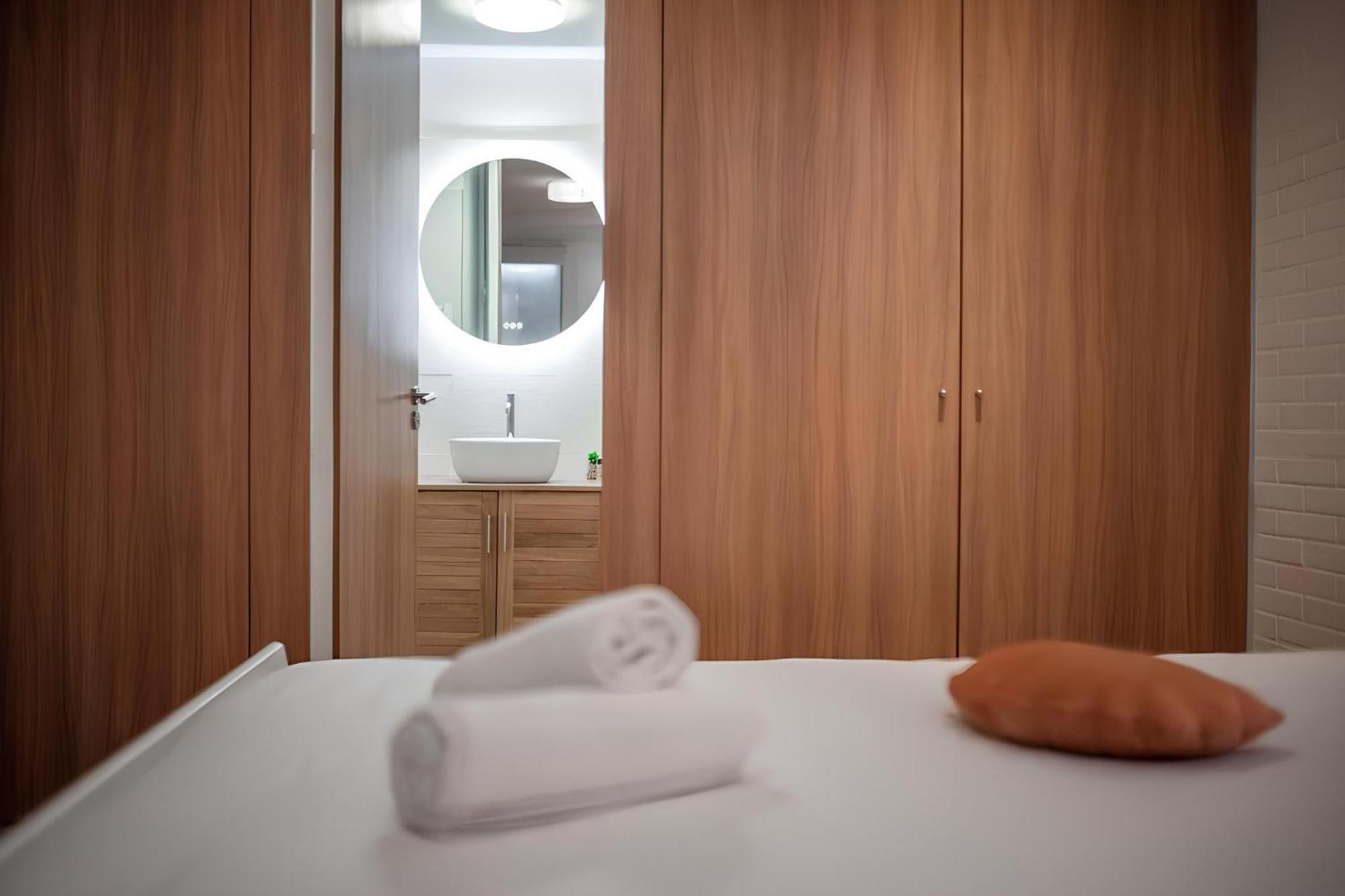 Cozy Appartement Plein Centre, Proche Gare/Plage Menton Luaran gambar