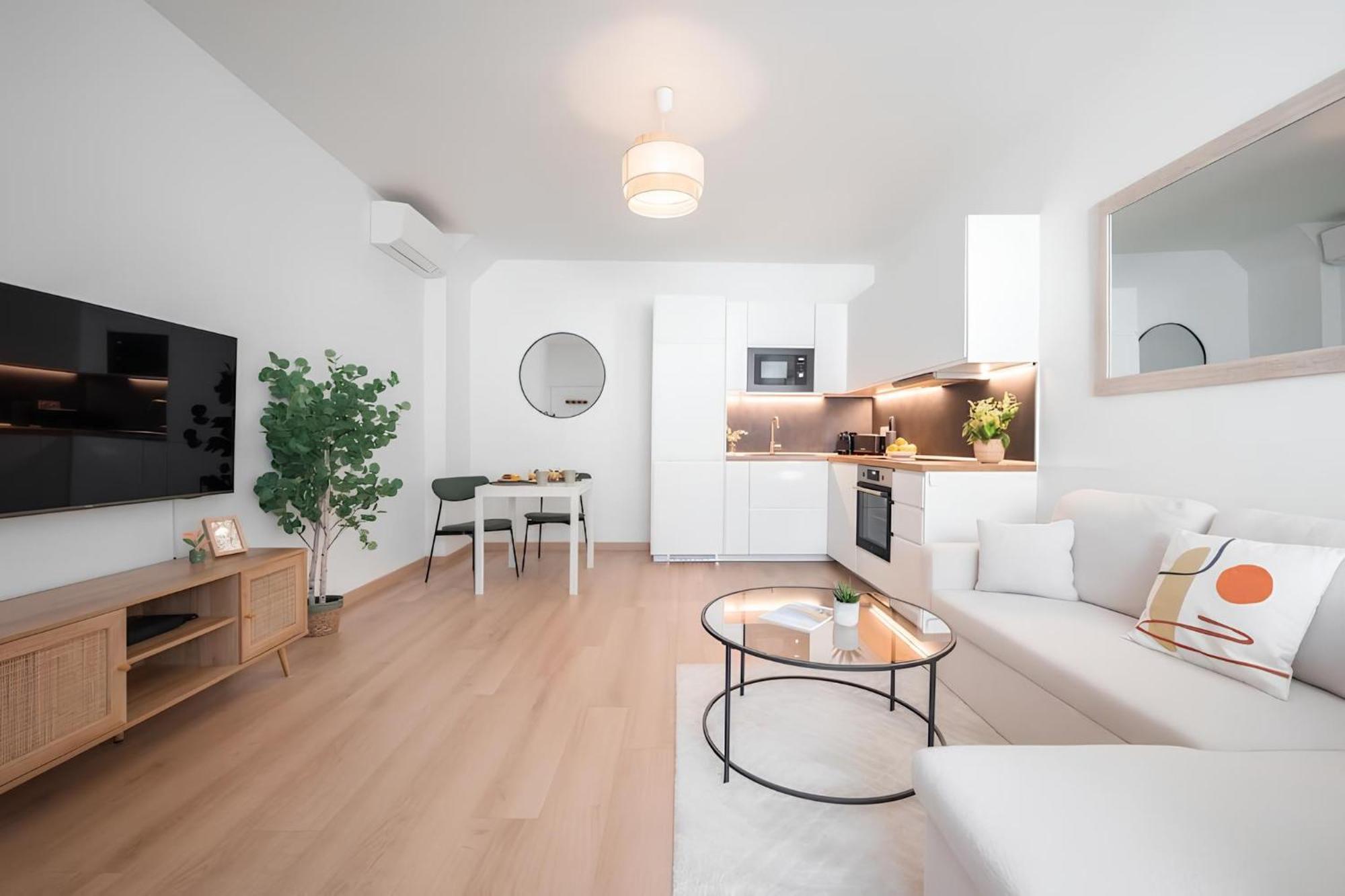 Cozy Appartement Plein Centre, Proche Gare/Plage Menton Luaran gambar