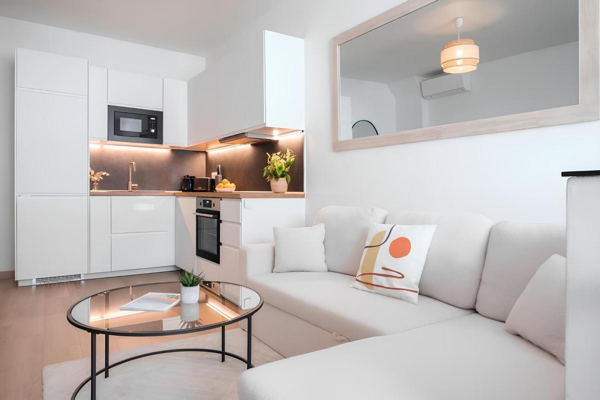 Cozy Appartement Plein Centre, Proche Gare/Plage Menton Luaran gambar