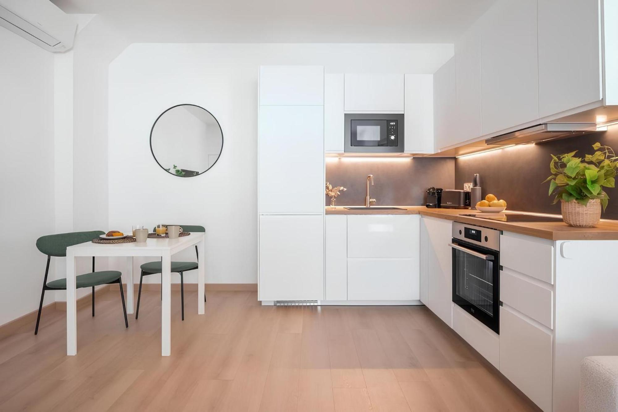 Cozy Appartement Plein Centre, Proche Gare/Plage Menton Luaran gambar